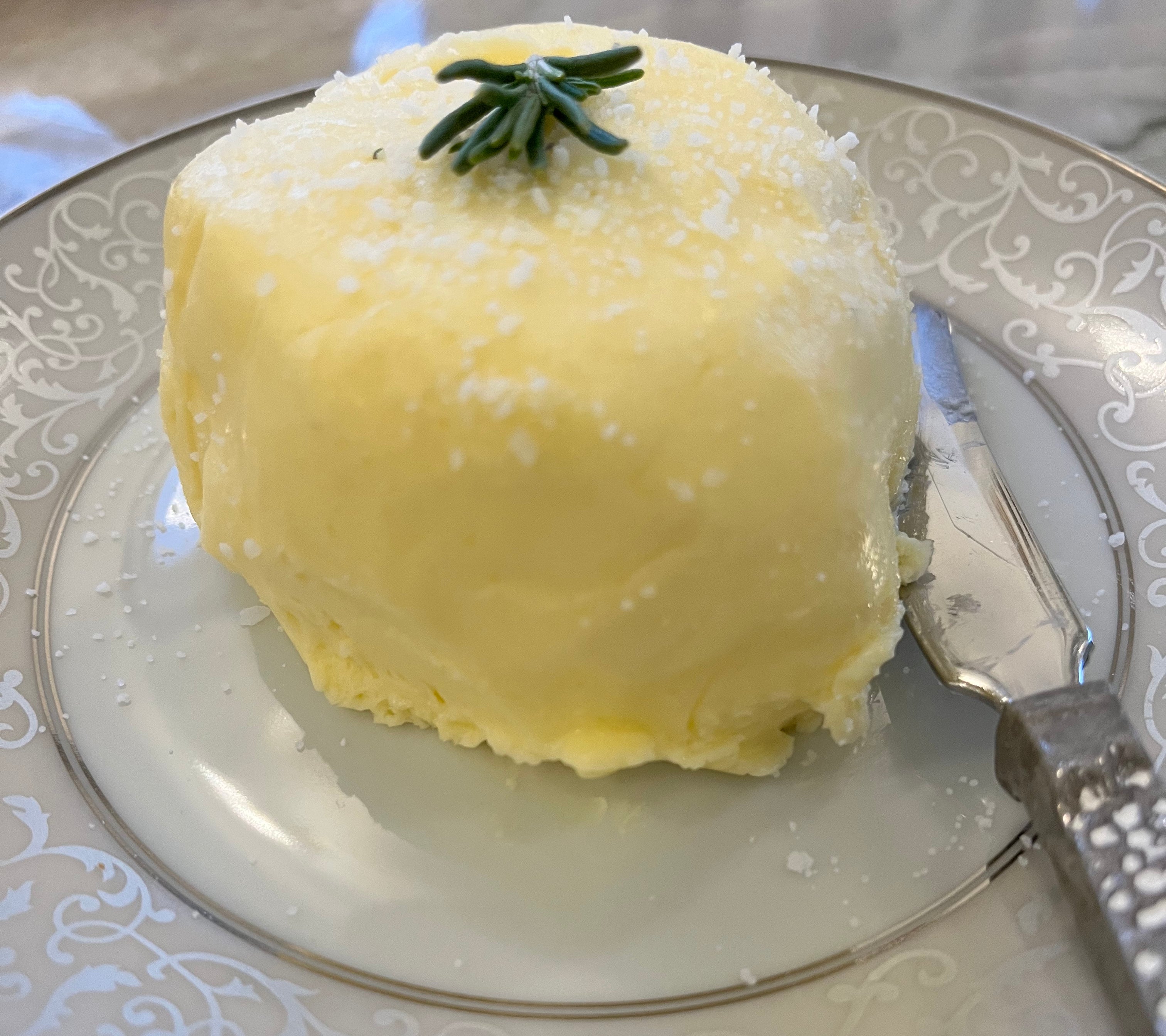 Homemade cultured butter